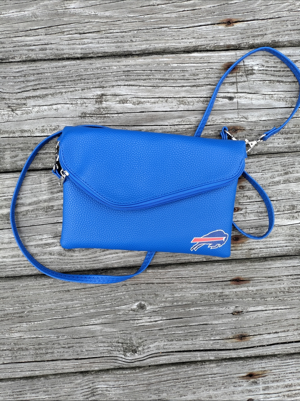 NWOT Buffalo Bills Faux-Pebbled Leather Foldover Crossbody Clutch Bag